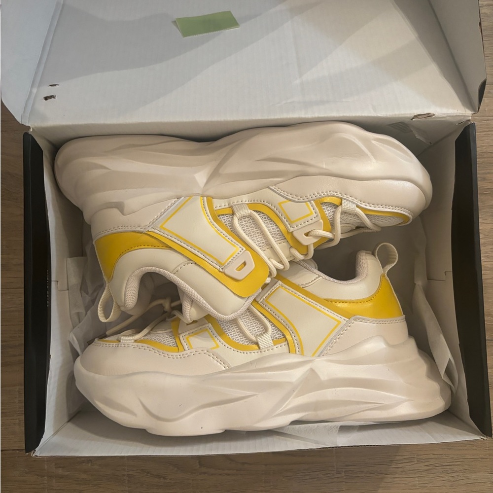 Fashion nova shoes